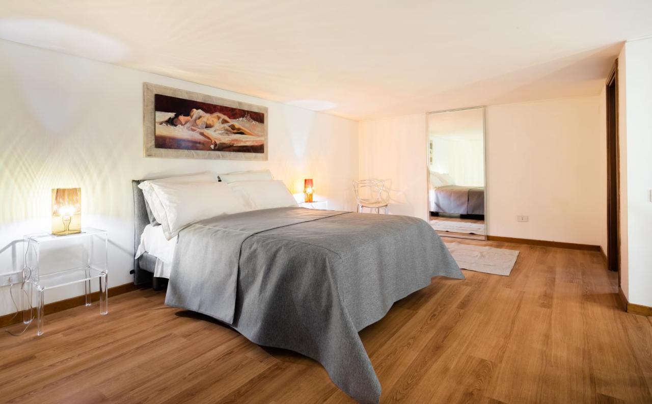 Apartamento Rotonda 23 - Loft In Pantheon Roma Exterior foto